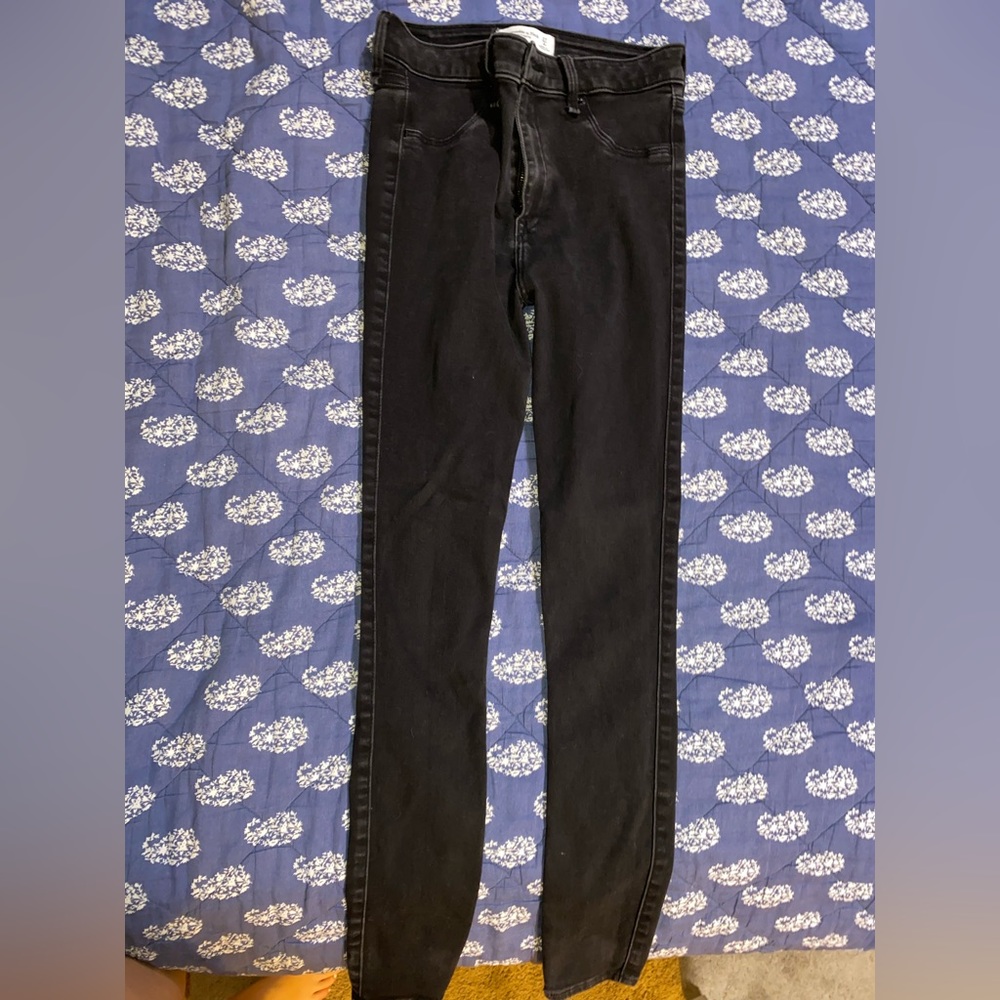 Black Skinny Jeans